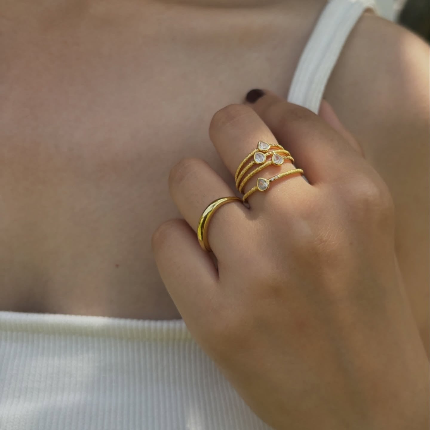 Golden Dewdrop Ring
