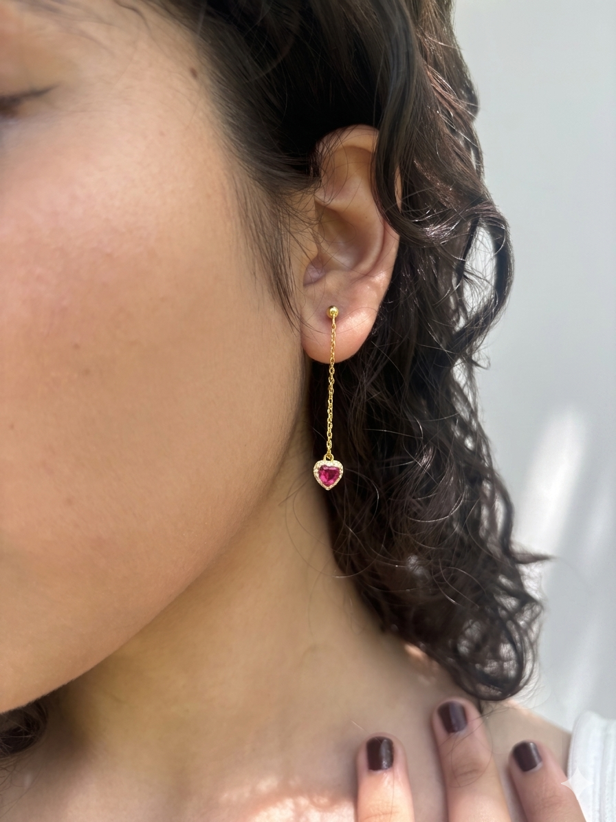 Minimal Muse heart Earring